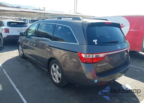 2013 Honda Odyssey Touring/Touring Elite from USA, damaged, VIN 5FNRL5H92DB013273